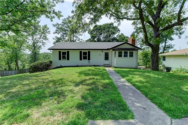 Popular Ellswood Meadows Real Estate