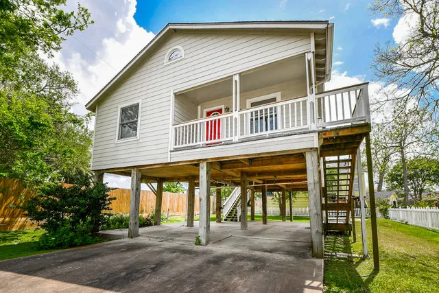 Popular Kemah Townsite Real Estate