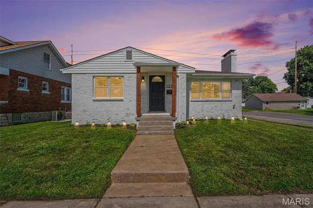 Popular Lindemanns 1st Sub Real Estate