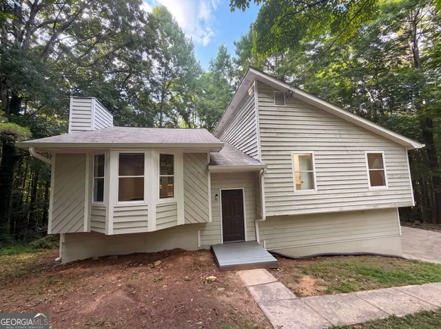 Cheap CHAPEL HILL ESTATES Real Estate