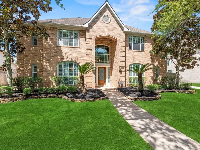 Popular Green Trails Park Sec 16 Real Estate