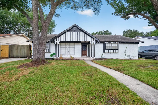 Cheap Parkwest Sec 03 Real Estate