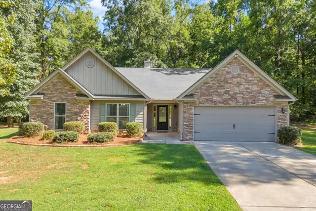 Popular Ivy Creek Real Estate