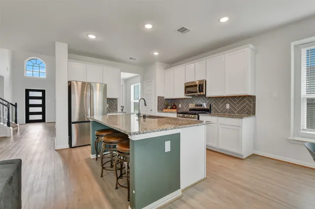 Popular Kendall Lakes Sec 11 Real Estate