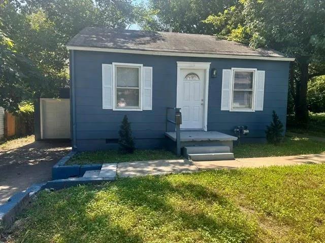 Popular Englewood  Real Estate