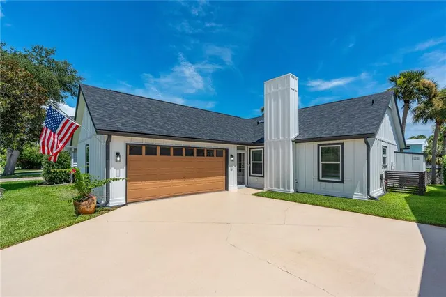 Expensive PINE ISLAND PH 02 Real Estate