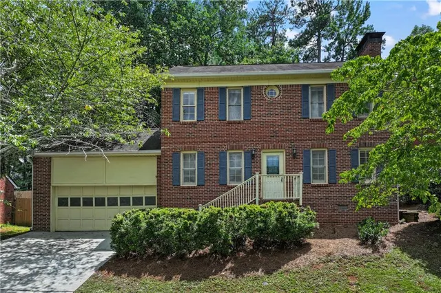 Popular Presidential Pointe Real Estate