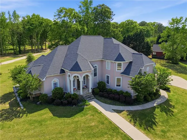 Expensive Meadow Links Real Estate
