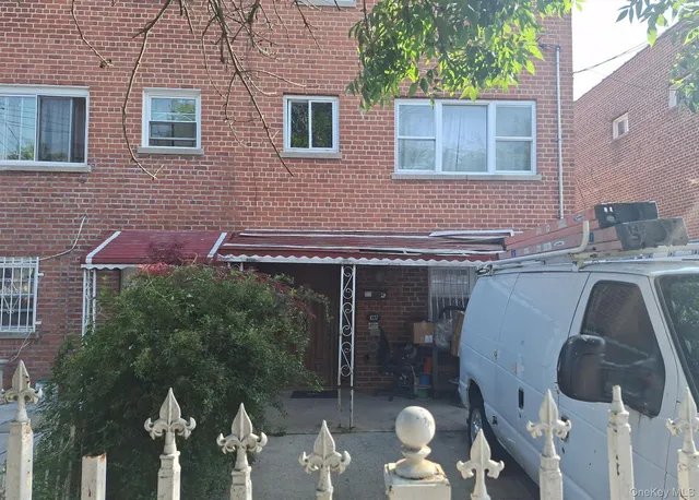 Popular Bronx Real Estate