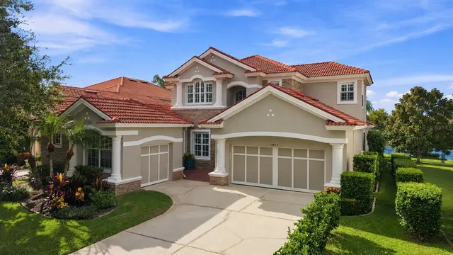 Popular WATERCHASE PH 1 Real Estate