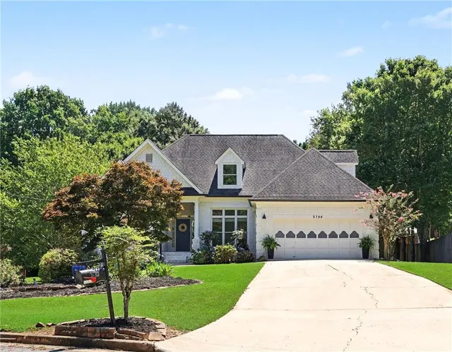 Popular Elm Tree Real Estate