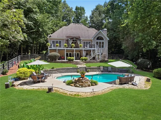 Popular Birmingham Manor Real Estate
