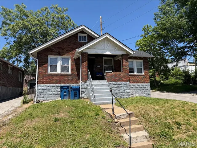 Popular Pine Lawn Real Estate