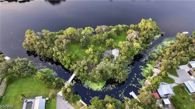 Expensive HD01 - Hendry County Real Estate