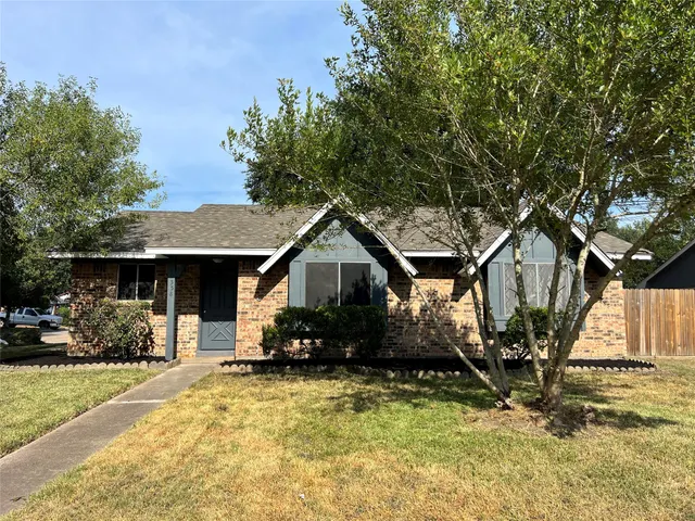 Popular Northwest Park Sec 02 Real Estate
