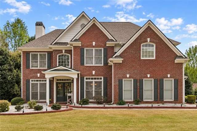 Popular South Hampton Real Estate