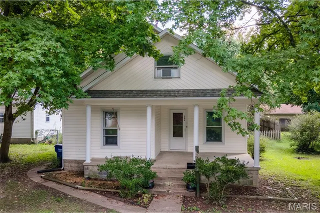 Expensive West Frankfort Real Estate