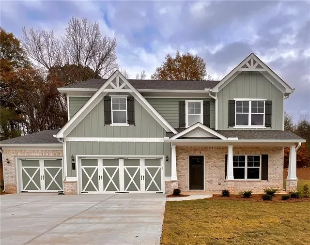 Popular Jefferson Trail Real Estate