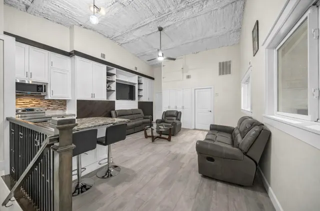 Popular Deerwood 04 Real Estate