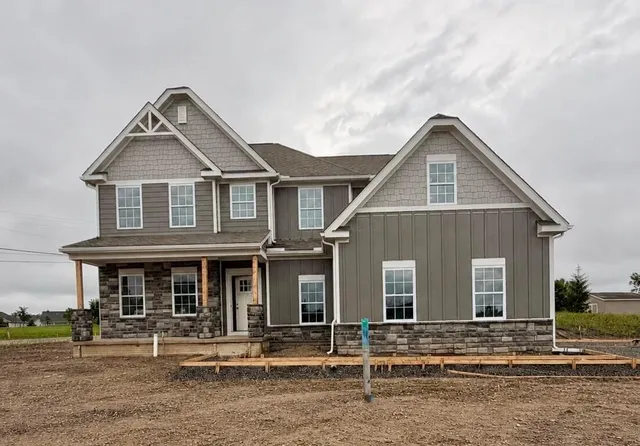 Popular THE OAKS Real Estate
