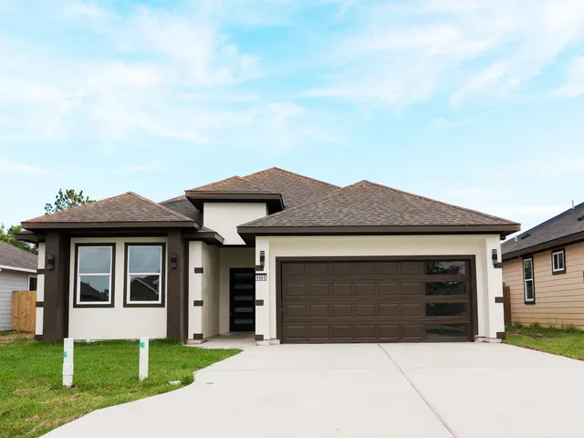 Expensive Santa Fe Sec 4 Real Estate