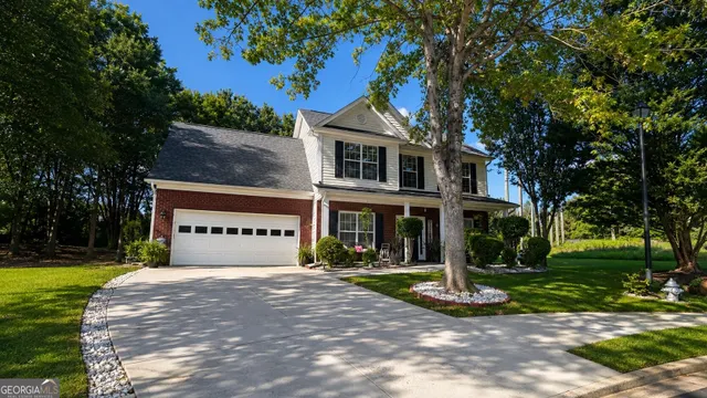 Expensive Carlton Chase Real Estate