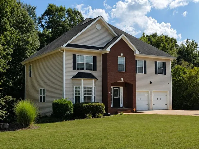 Popular CLEARBROOK ESTATES Real Estate