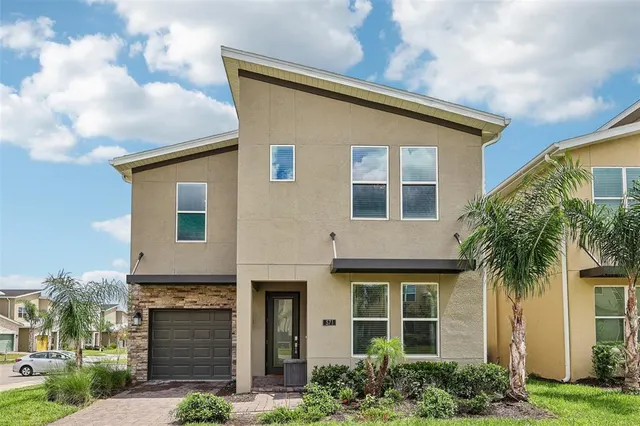 Popular FOX NORTH Real Estate