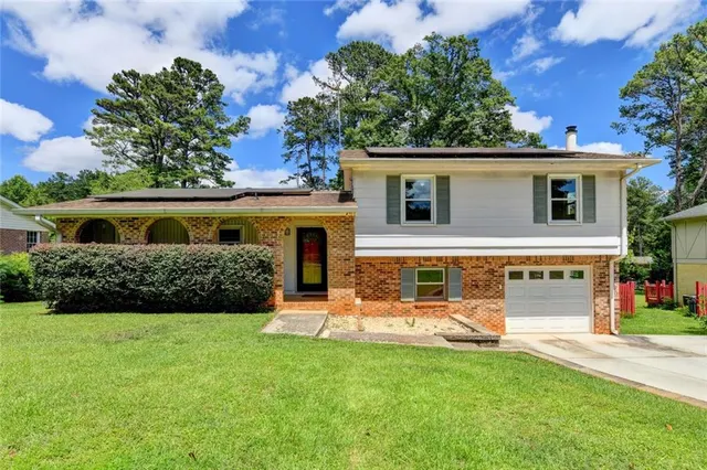 Popular HARBOUR OAKS Real Estate