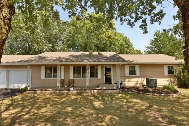 Popular Rose Hill Acres Real Estate