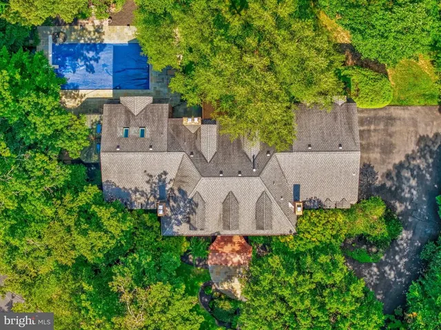 Expensive Seneca Green Real Estate