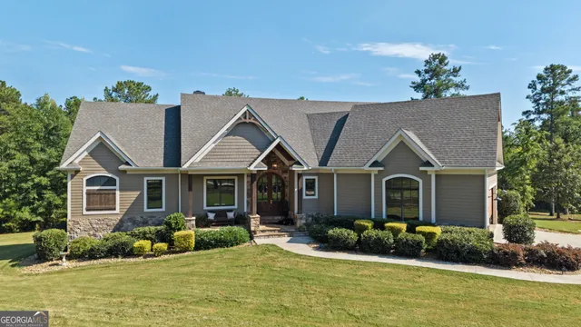 Expensive Rivers End Real Estate