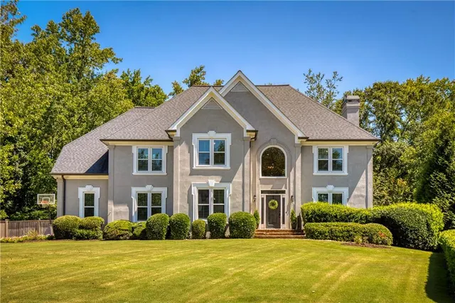 Popular Jennifer Oaks Real Estate