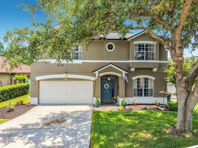 Popular KENSINGTON AT EASTWOOD Real Estate
