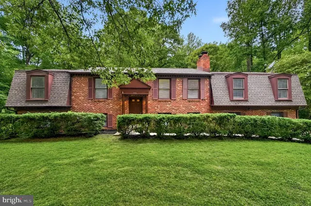 Cheap Maxwell Hall Real Estate