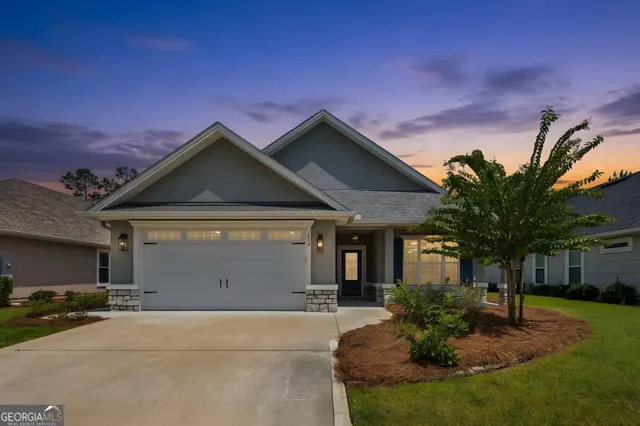 Popular Fiddlers Reserve Real Estate