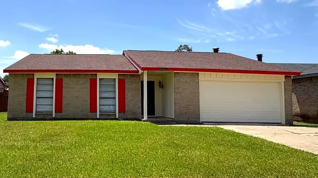 Popular Pine Trails Sec 04 Real Estate
