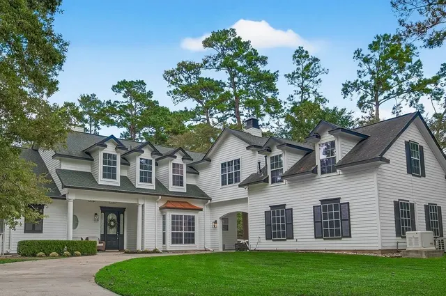 Popular Woodloch Forest 01 Real Estate