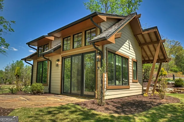 Popular Old Toccoa Farm Real Estate
