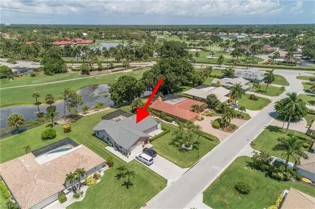 Popular NA19 - Lely Area Real Estate