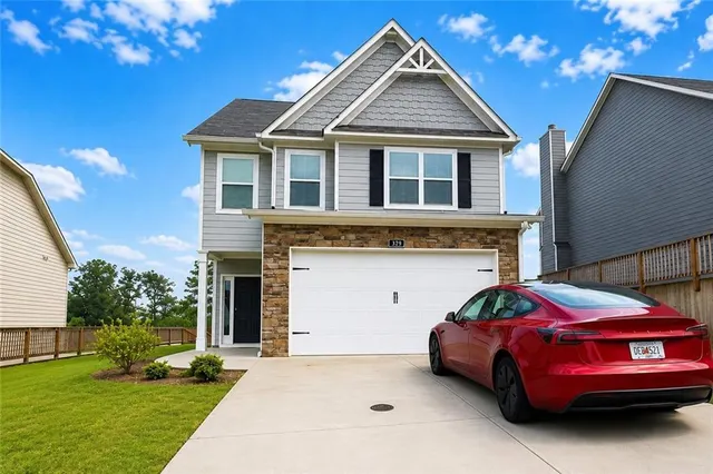 Popular Overlook at Liberty Square Real Estate