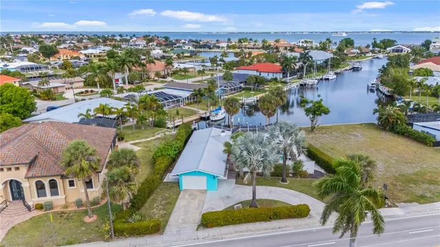 Cheap PUNTA GORDA ISLES SEC 01 Real Estate