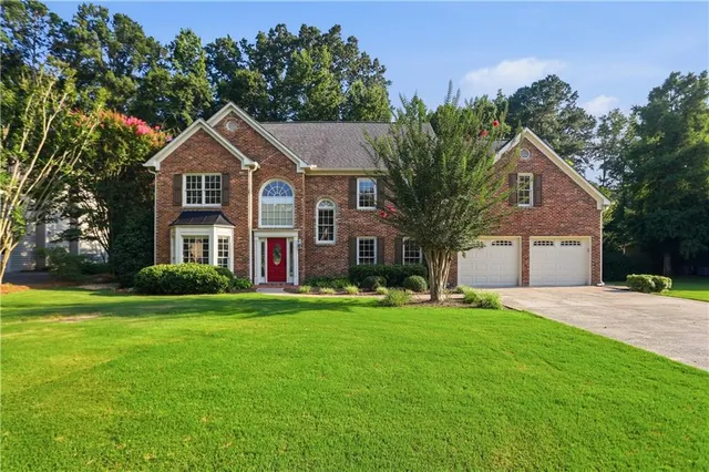 Popular Hampton Glen Real Estate