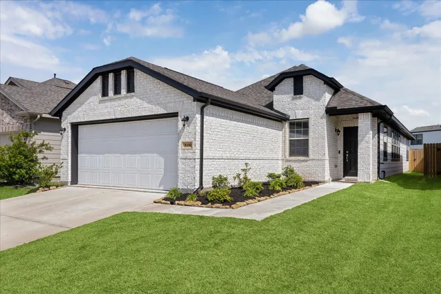 Popular Sandrock Station Real Estate