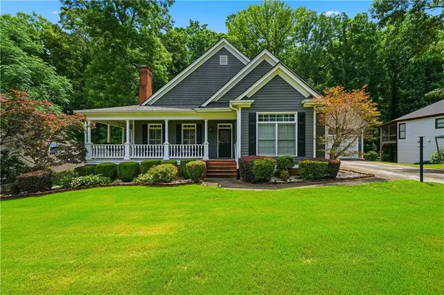 Popular Double Gate Real Estate