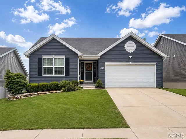 Popular Winding Bluffs Two Real Estate