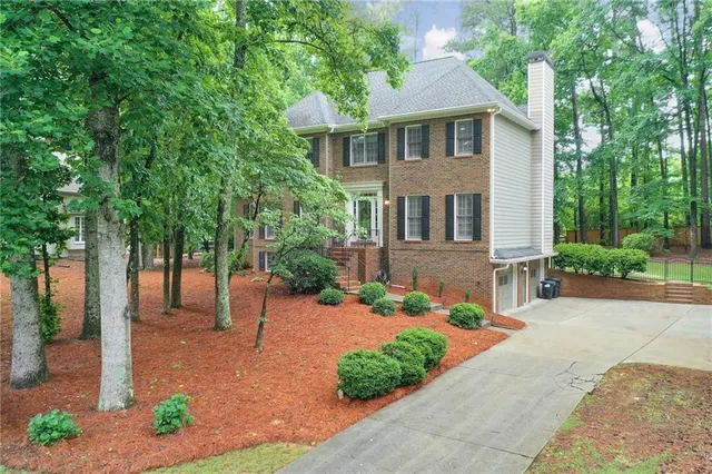 Popular West Hampton Real Estate