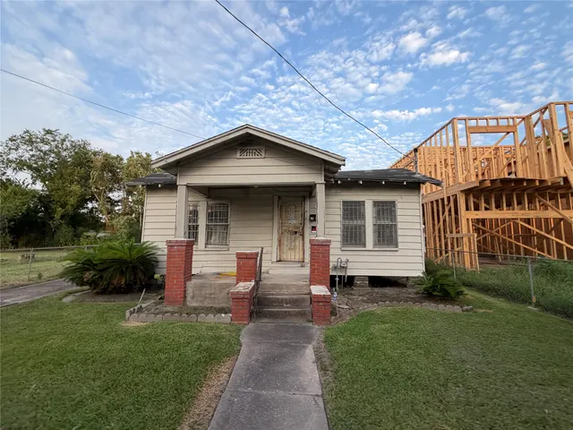 Popular Allright Real Estate