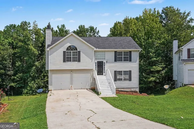 Popular GROVE PARK @ L.GROVE Real Estate