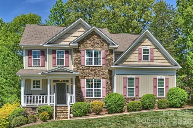 Popular The Gates Real Estate